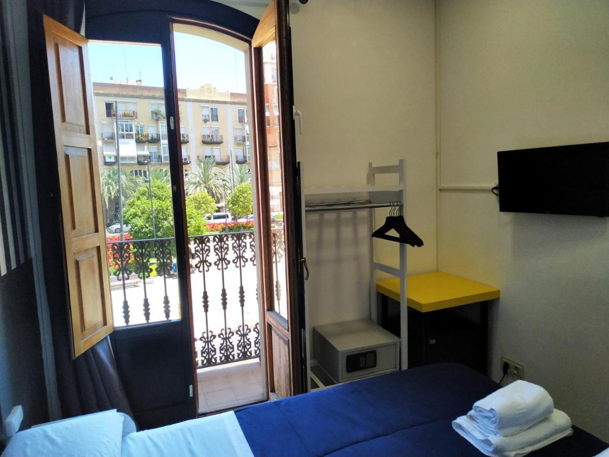 Flats Friends Plaza De La Reina Hotel Valencia Kültér fotó