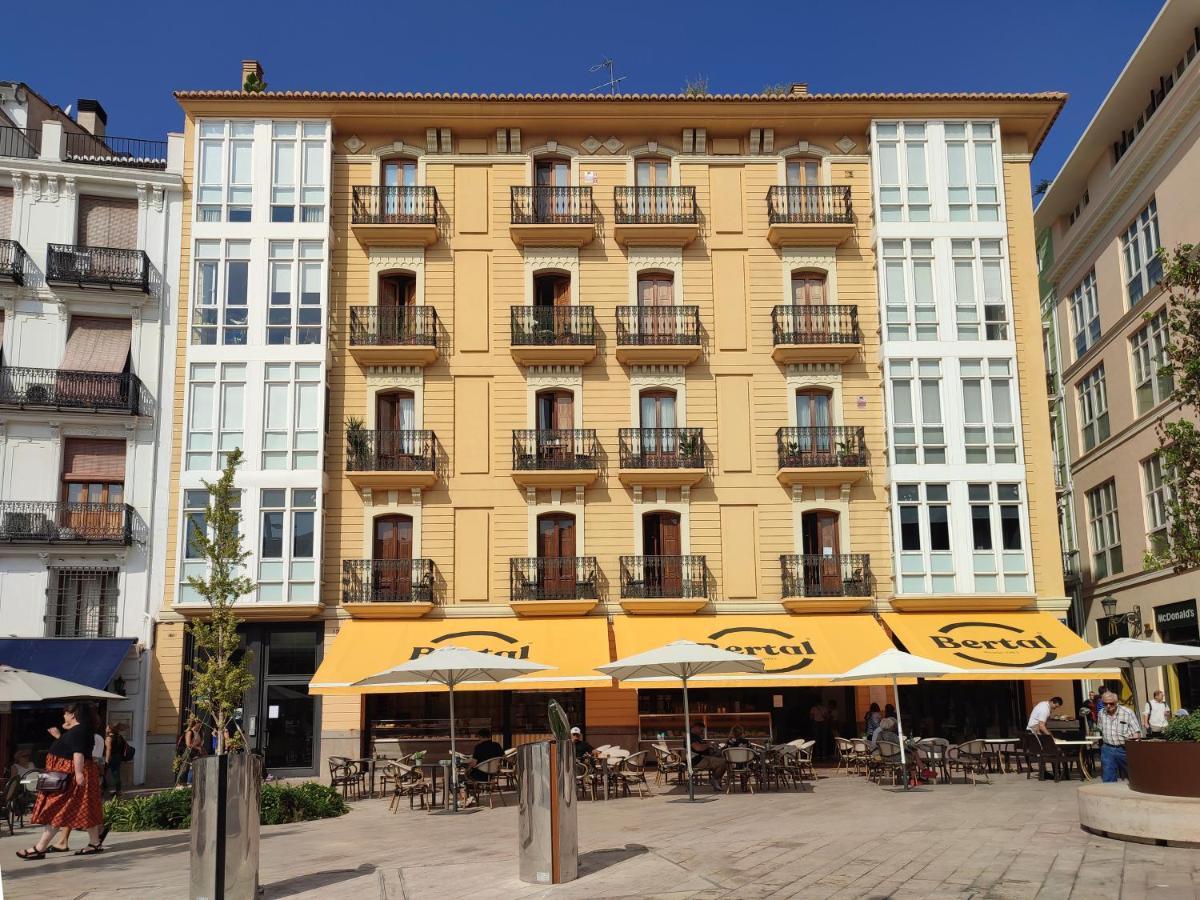 Flats Friends Plaza De La Reina Hotel Valencia Kültér fotó